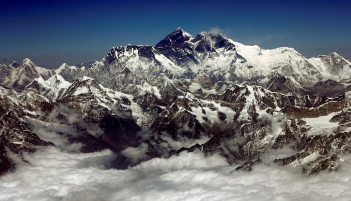 Polish climber on skis makes Everest descent in first