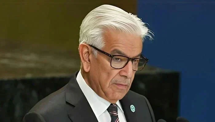 Asif clarifies US has made no demands after improvement in bilateral ties