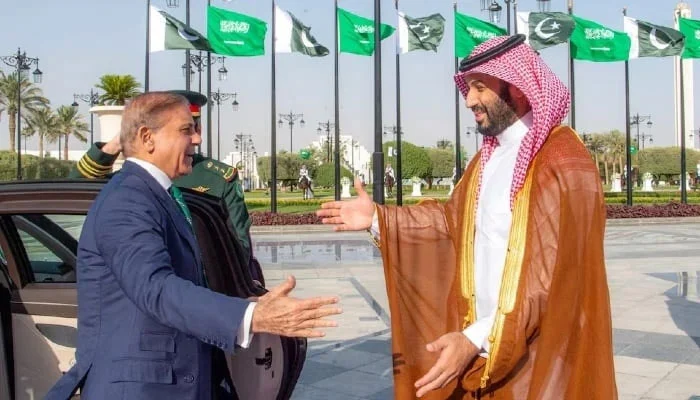 Pak-Saudi agreement offers first glimpse into post-US global order: Bloomberg