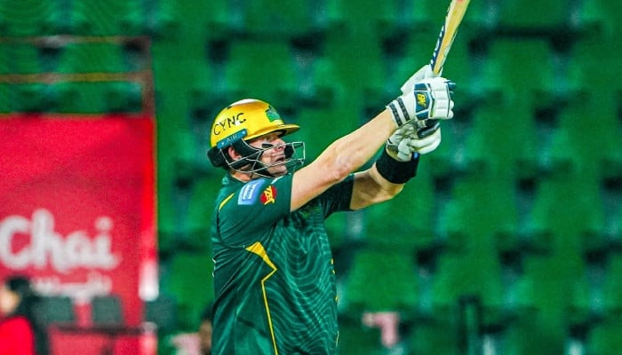 Smith stars with 53 as Multan Sultans beat Quetta Gladiators