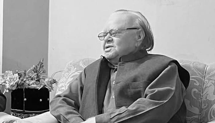 Senior journalist, intellectual Altaf Hassan Qureshi passes away